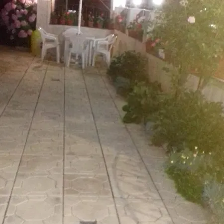 Guest house Вила Русеви Nesebar
