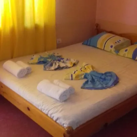 Guest house Вила Русеви Nesebar